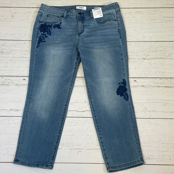 Sonoma Embroidered Mid Rise Capri/Cropped Jeans, size 12, NWT - Picture 12 of 16